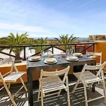 Apartament Casa Raquel 1 *